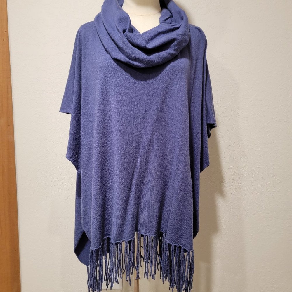 LoveStitch Women's Poncho, Blue, OS-One Size, Fringe Bottom. Excellent Cond!